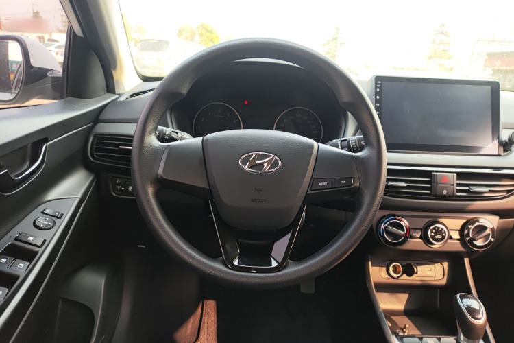 Used Hyundai Celesta 2018 1.6L Automatic GL Enjoyment Version China V Standard
