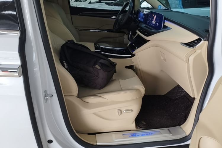 Used Buick GL8 2023 ES Lu Zun Deluxe Model