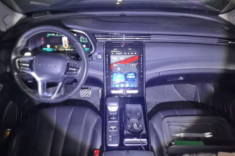 Used Roewe RX5 MAX 2019 300TGI Automatic Smart Cabin Flagship Edition Center Console