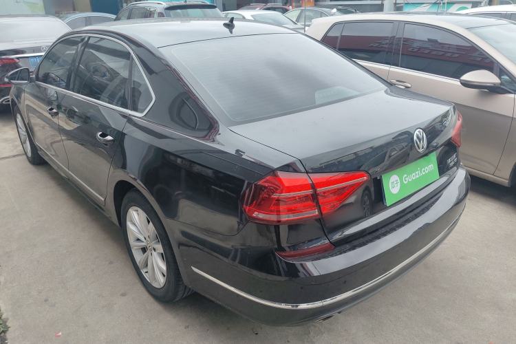 Used Volkswagen Passat 2017 330TSI DSG Luxury Edition
