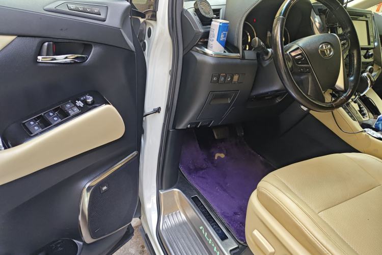 Used Toyota Alphard 2018 Revised Version 3.5L Luxury Edition