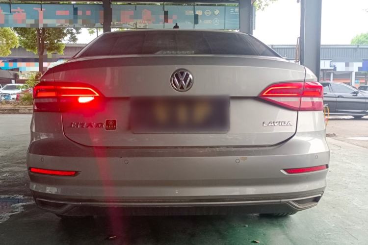 Used Volkswagen Lavida 2018 1.5L Automatic Comfort Edition China V Standard
