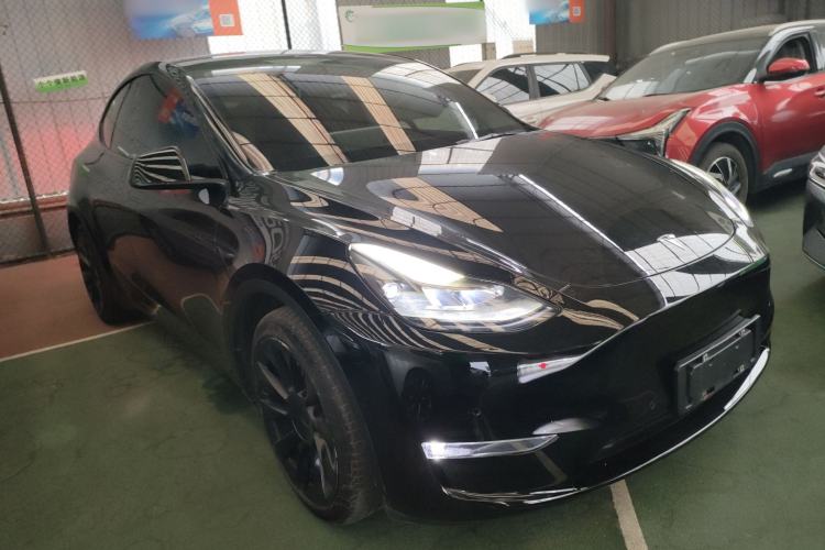 Used Tesla Model Y 2021 Long-Range All-Wheel-Drive Version Exterior 1