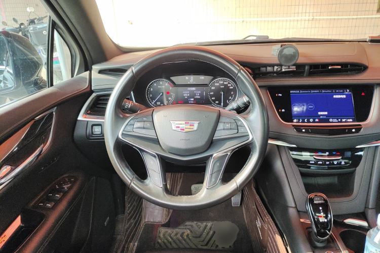 Used Cadillac XT5 2021 2.0T Two-Wheel Drive Luxury Version