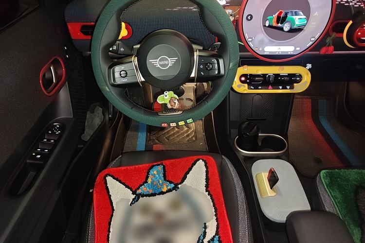 Used MINI 2025 1.5T COOPER Classic Edition Five-Door Version Steering Wheel