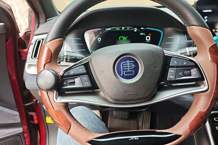 Used BYD Tang New Energy 2021 DM 2.0T Four-Wheel Drive High-Performance Flagship Model Steering Wheel