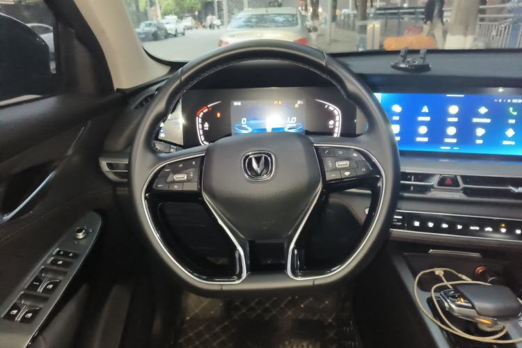 Used CHANGAN CS75 PLUS 2022 1.5T Automatic Luxury Model Steering Wheel