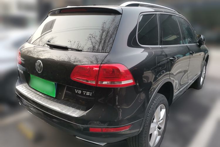 Used Volkswagen Touareg 2011 3.0 TSI Standard Version Rear Right 45 Deg