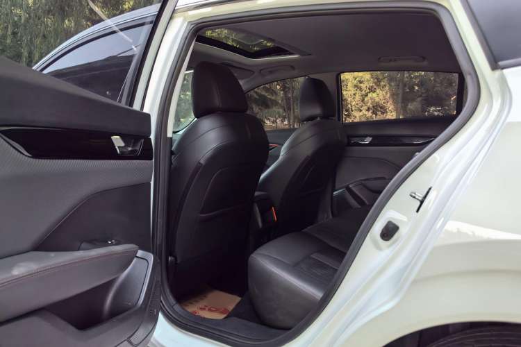 Used Dongfeng Aeolus Yixuan 2021 230T Automatic Glory Edition