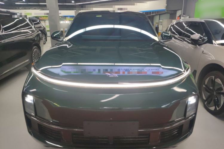 Used Li Auto L8 2023 Pro Model Front