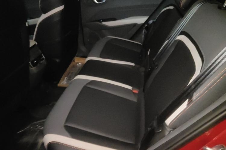 Used Baojun RC-6 2019 1.5T CVT 24-Hour Online Luxury Edition
