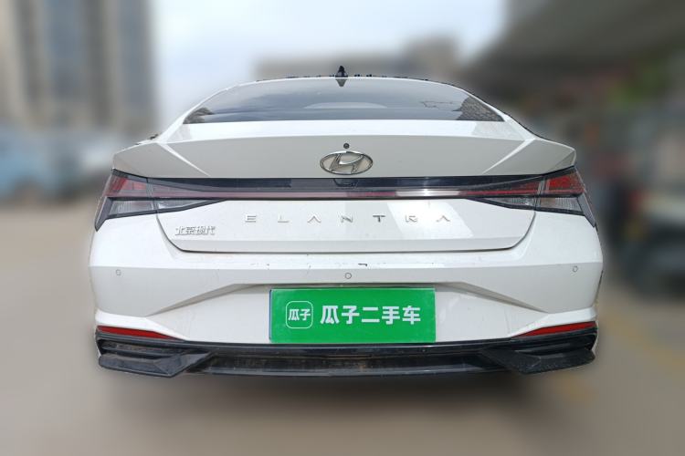 Used Hyundai Elantra 2021 1.5L CVT LUX Prestige Edition
