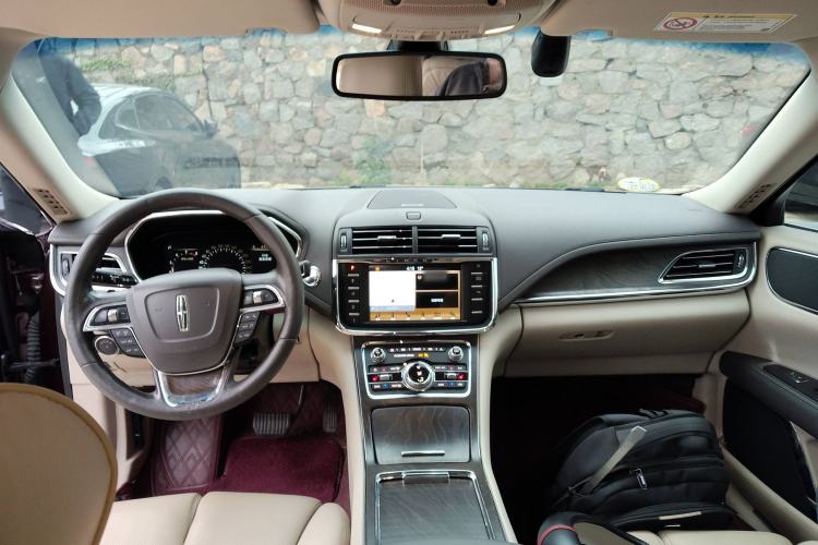 Used Lincoln Continental 2017 2.0T Two-Wheel Drive Deluxe Edition