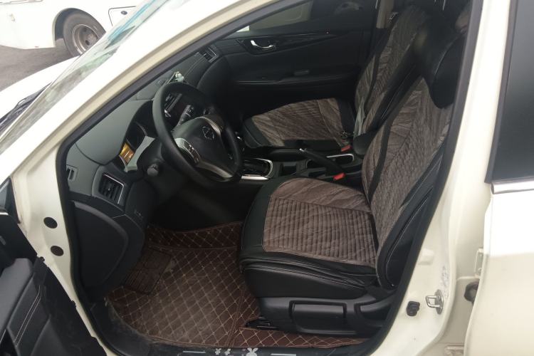 Used Nissan Tiida 2019 1.6L CVT Smart Enjoyment Version China VI Standard Left Front Seat