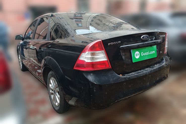 Used Ford Focus 2011 Sedan 1.8L Automatic Fashion Edition
