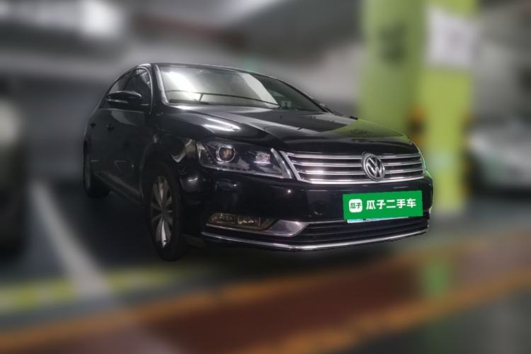 Used Volkswagen Magotan 2013 1.8TSI Luxury Model Front Right 45 Deg