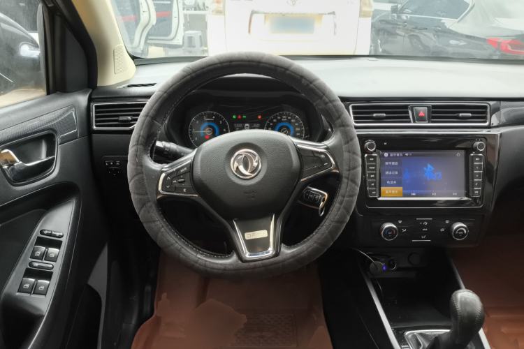 Used Dongfeng Fengon 580 2017 1.8L Manual Comfort Model Steering Wheel