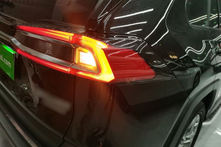 Used Toyota Wildlander 2020 Dual-Motor 2.5L E-CVT Four-Wheel Drive Luxury Edition
