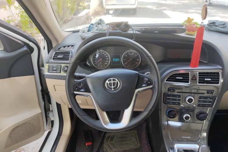 Used Brilliance V5 2012 1.6L Manual Luxury Model Steering Wheel