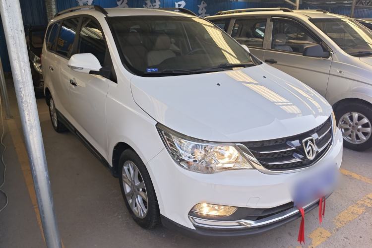 Used Baojun 730 2016 1.5L Manual Comfort Version 7 Seats China V Emission Standard
