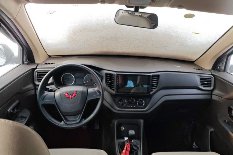 Used Wuling Hongguang V 2022 1.5L Jingqu Edition Electric-Assist LAR
