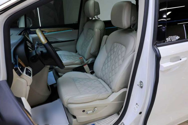 Used Buick GL8 2018 ES 28T Comfort Model China VI Standard
