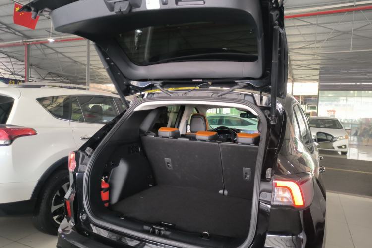 Used Ford Escape 2020 EcoBoost 245 Two-Wheel Drive Smart & Enjoyment Model
