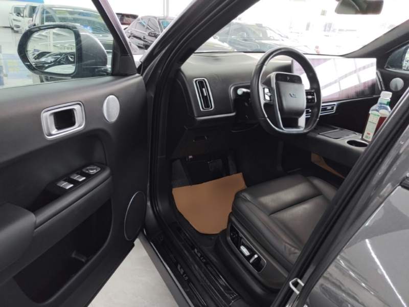 Used Li Auto L8 2023 Pro Model — 15