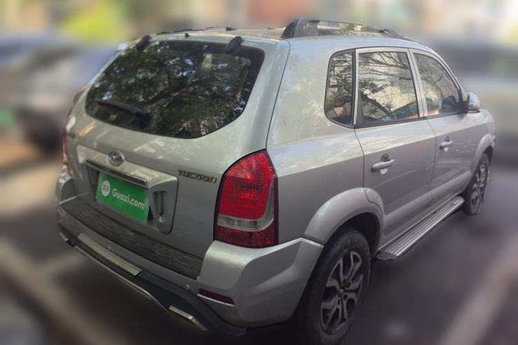 Used Hyundai Tucson 2013 2.0L Manual Two-Wheel Drive Fashion Edition
