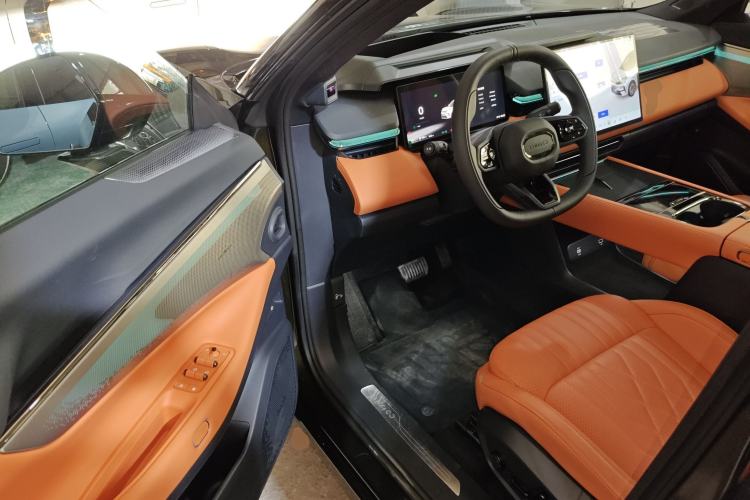 Used Lynk & Co 08 EM-P 2026 Model 210 Four-Wheel Drive Performance Ultra H7
