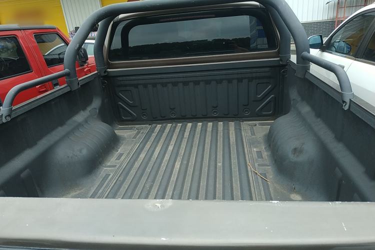 Used Great Wall Poer 2019 2.0T Commercial Version Automatic Gasoline Two-Wheel Drive Elite Trim with Long Bed – GW4C20B Trunk