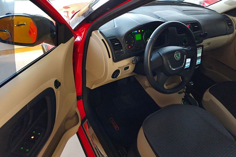 Used Skoda Fabia 2012 1.6L Scout