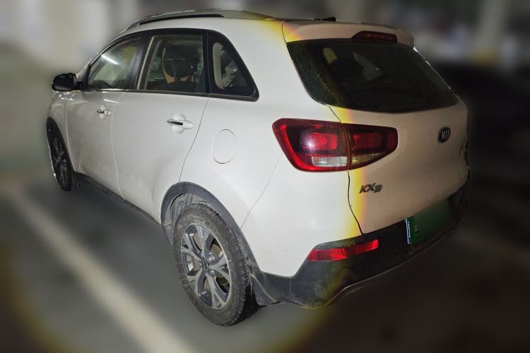 Used Kia KX3 2015 1.6L Automatic Two-Wheel Drive DLX Rear Left 45 Deg