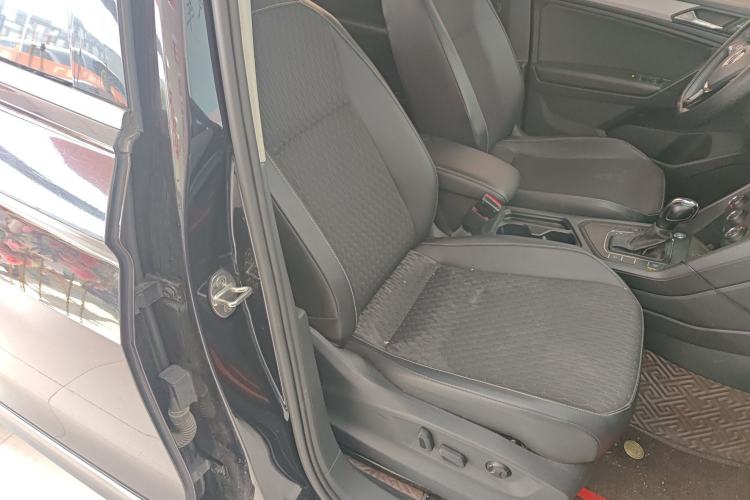 Used Volkswagen Tiguan L 2021 330TSI Automatic Two-Wheel Drive Comfort Edition
