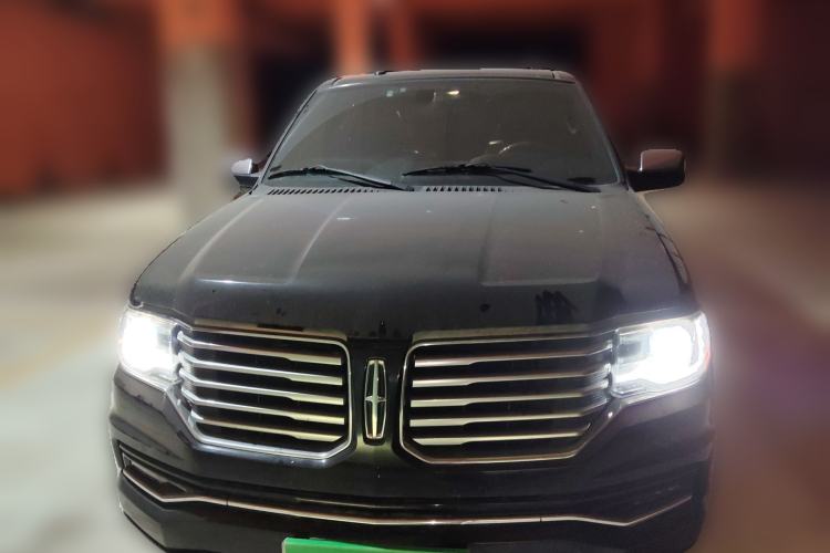Used Lincoln Navigator 