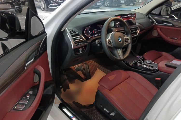 Used BMW X3 2022 Second Facelift xDrive30i Leading Edition M Night Sky Package
