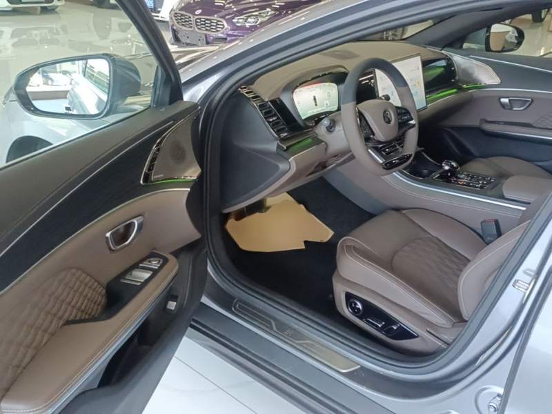 Used BYD Han 2022 EV Genesis Edition 715 km Front-Wheel-Drive Flagship Model — 15