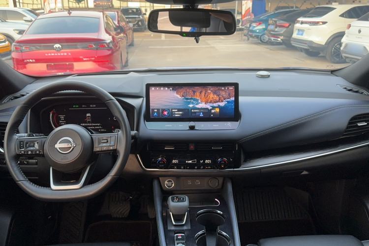 Used Nissan Qashqai 2023 1.3T CVT Flagship Edition Interior 3