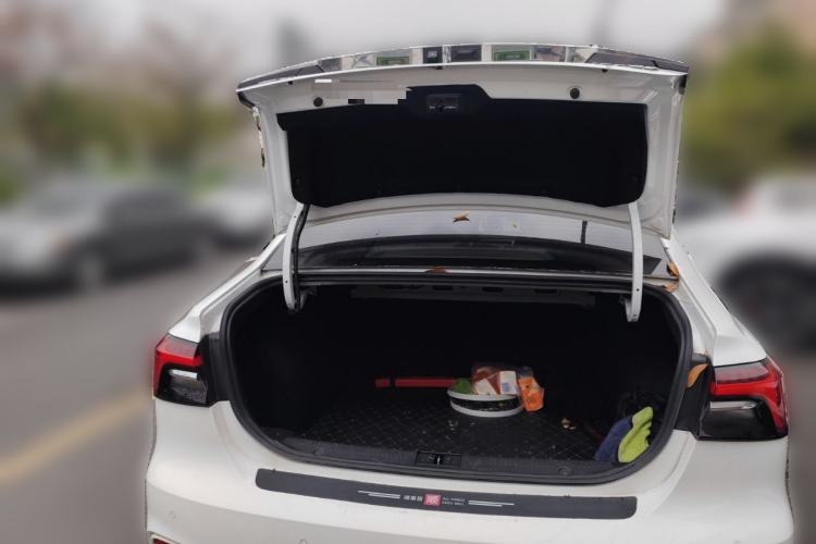 Used Roewe i6 MAX New Energy 2021 EV 500 Skyroof Deluxe Edition Trunk