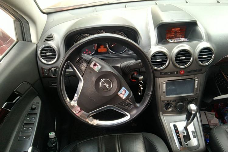 Used Opel Antara 2010 2.4
