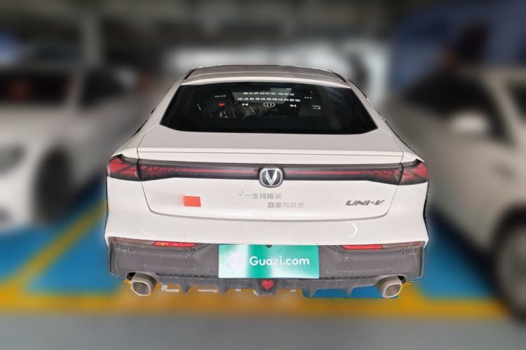 Used Changan UNI-V 2023 1.5T Prestige Model
