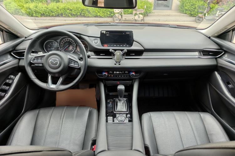 Used Mazda Atenza 2020 2.0L Blue Sky Luxury Edition Interior 1