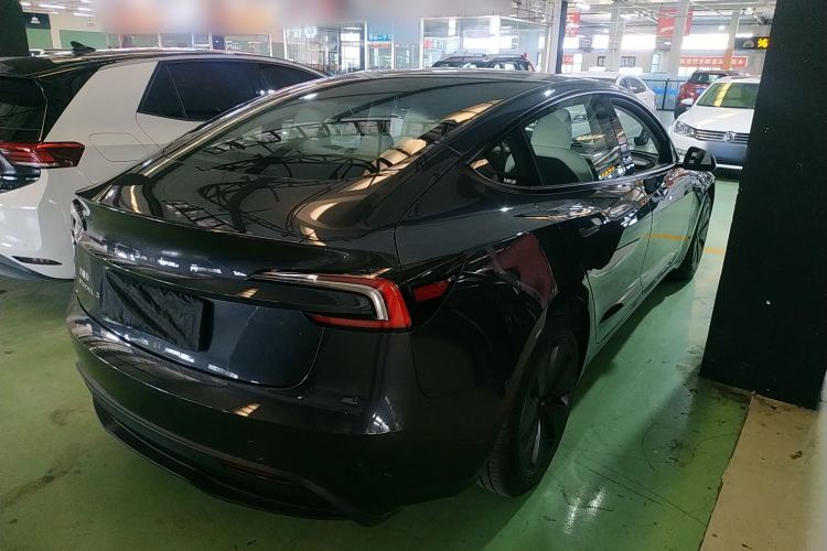 Used Tesla Model 3 2023 Rear-Wheel-Drive Version