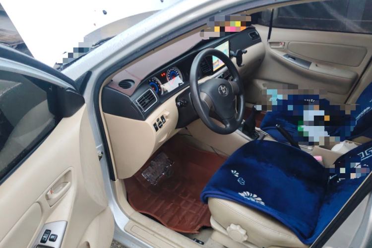 Used Toyota Corolla EX 2013 1.6L Manual Luxury Edition