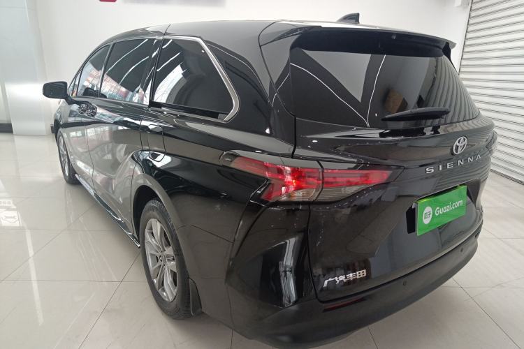 Used Toyota Sienna 2024 2.5L Hybrid Comfort Edition