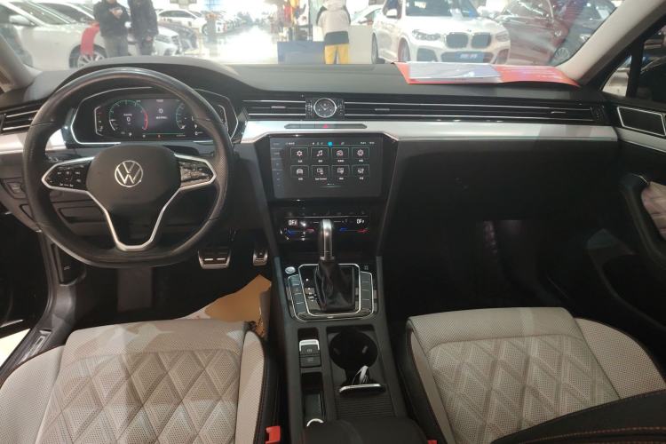 Used Volkswagen Magotan 2023 2 Million Units Commemorative Edition 330TSI DSG Luxury Version