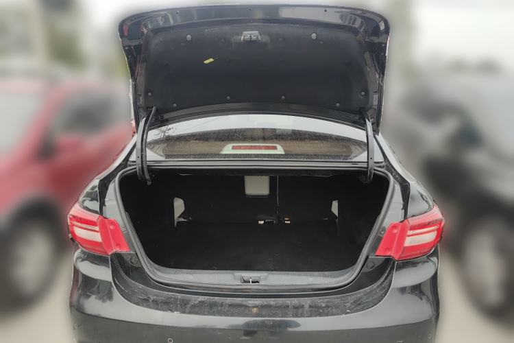 Used FORTHING Joyear S50 2017 1.6L CVT Luxury Model