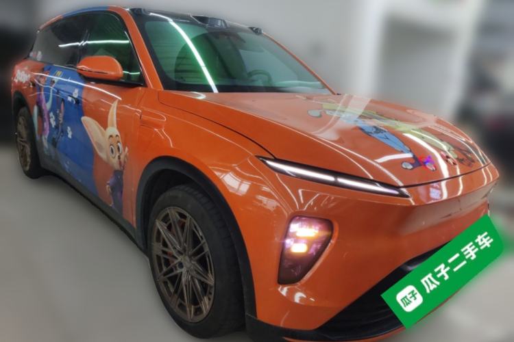 Used Nio ES8 2024 75 kWh Front Right 45 Deg