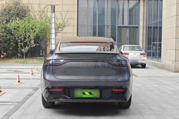 Used Hima Luxeed R7 2024 All-Electric 736 km Ultra Exterior 6