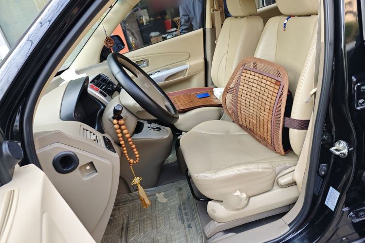 Used Hyundai Tucson 2009 2.0L Automatic Two-Wheel Drive with Sunroof
